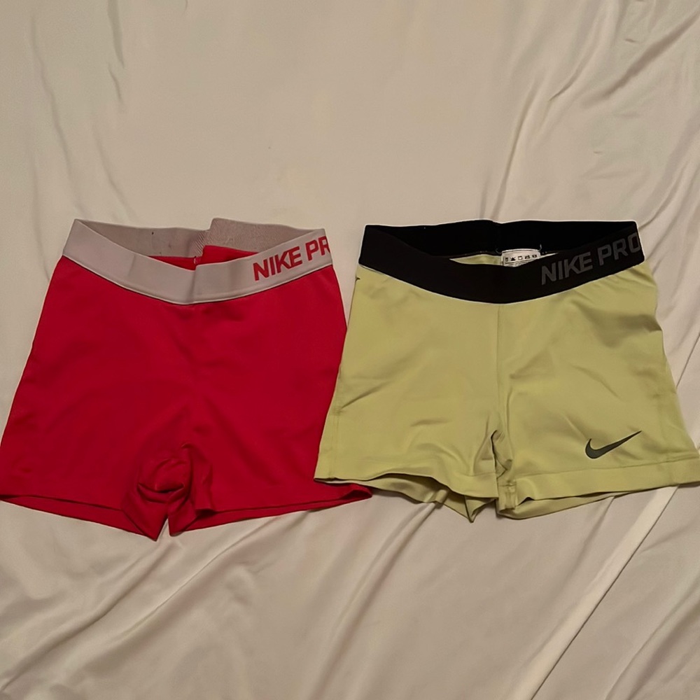 Bundle of Nike Spandex